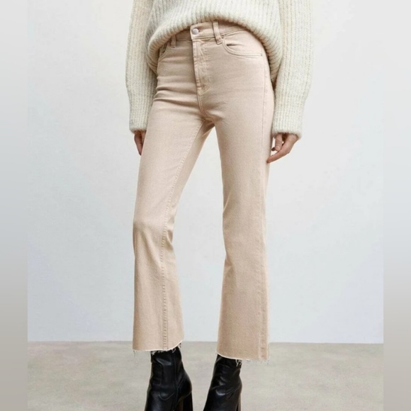 Mango Sienna Flared Crop Jean - Picture 2 of 6